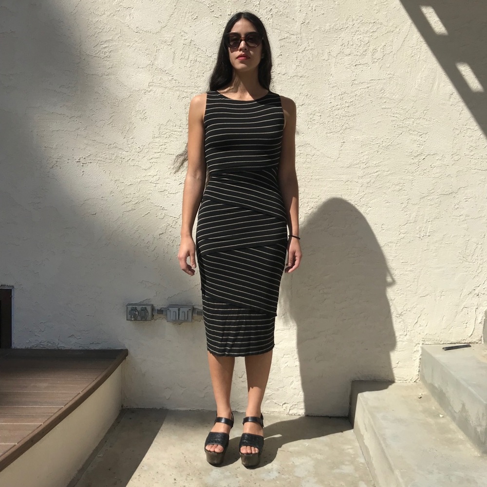 Anthropologie Bailey 44 body con midi dress xs